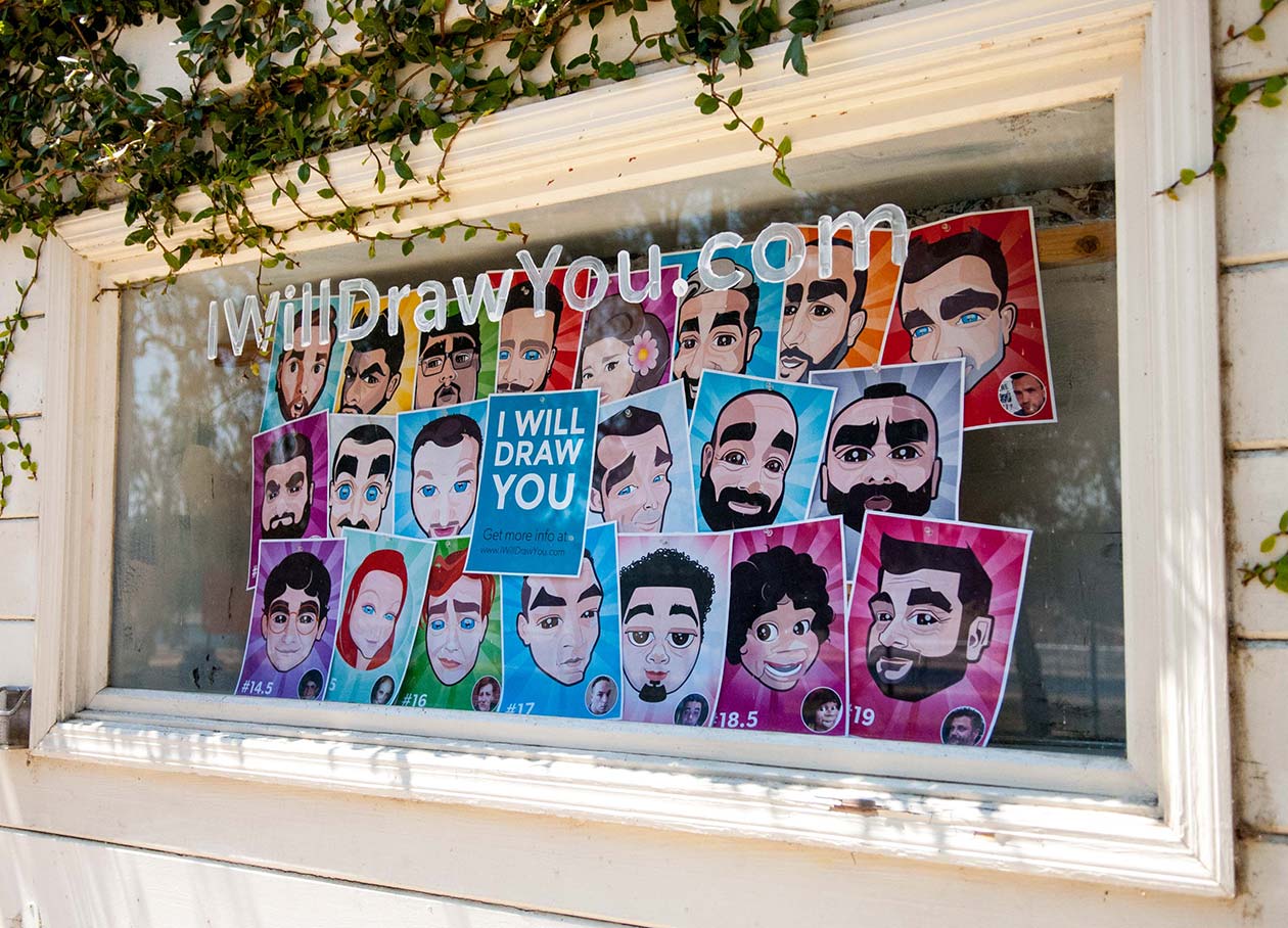 Tiny Gallery | Twenty One Faces